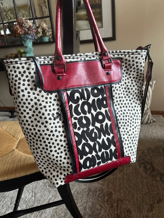 Bonnie Foell- Sandpiper Travel Bag