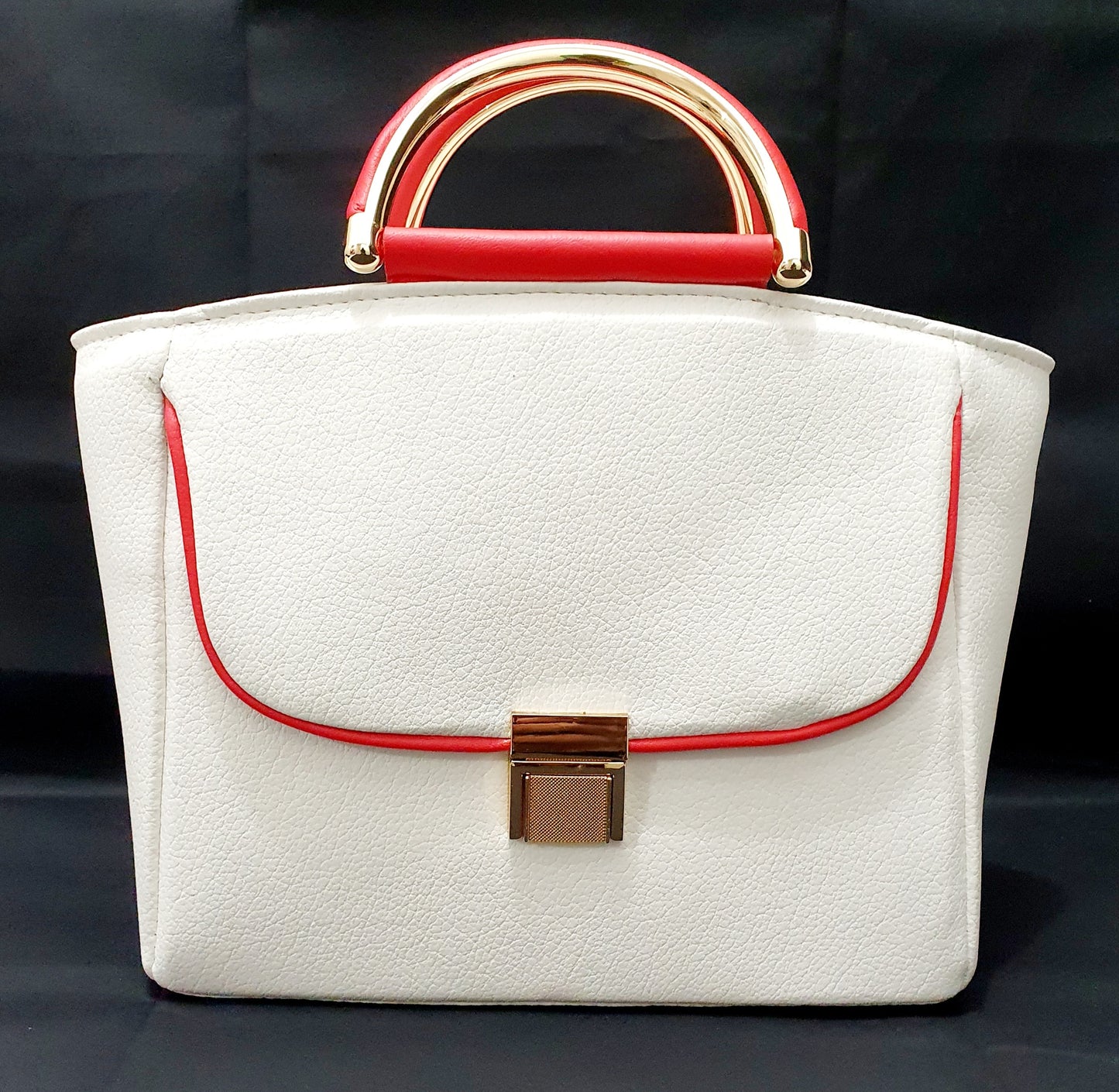 Ann Moore-Spencer's Ruby Satchel